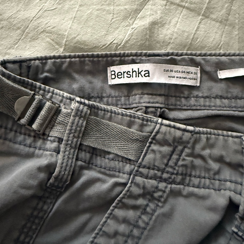 Gray Cargo Pants - Picture 4 of 4